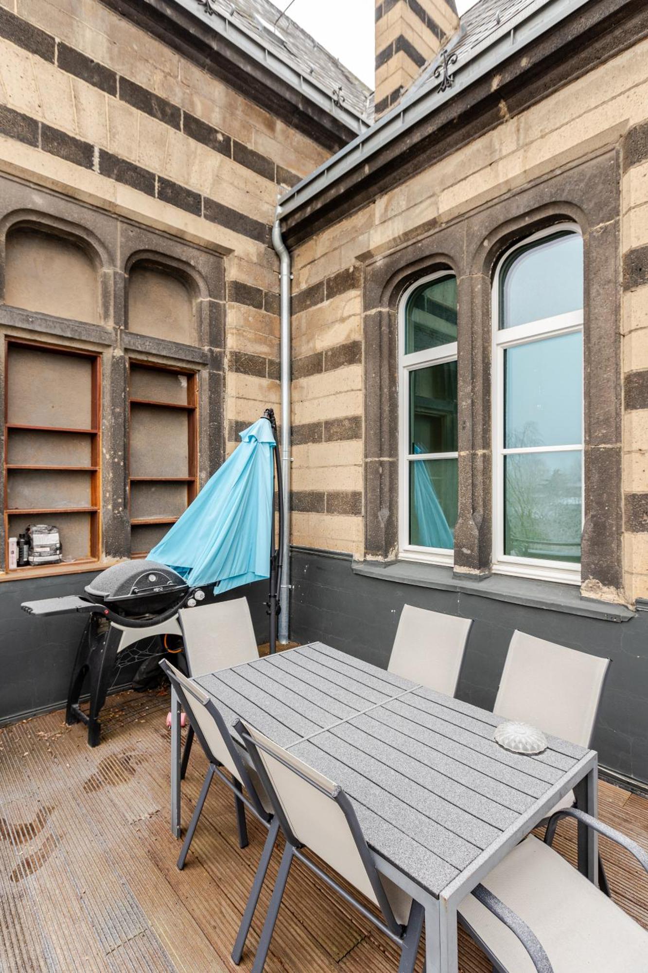Wohnen Wie Im Schloss - Alter Bahnhof Von Kruft Esterno foto