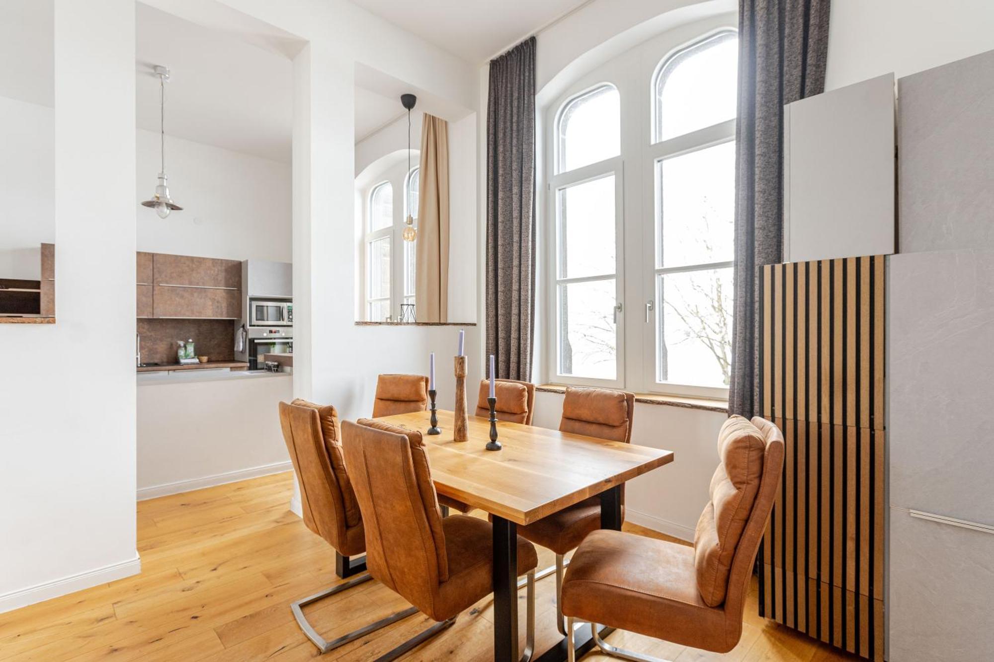 Wohnen Wie Im Schloss - Alter Bahnhof Von Kruft Esterno foto